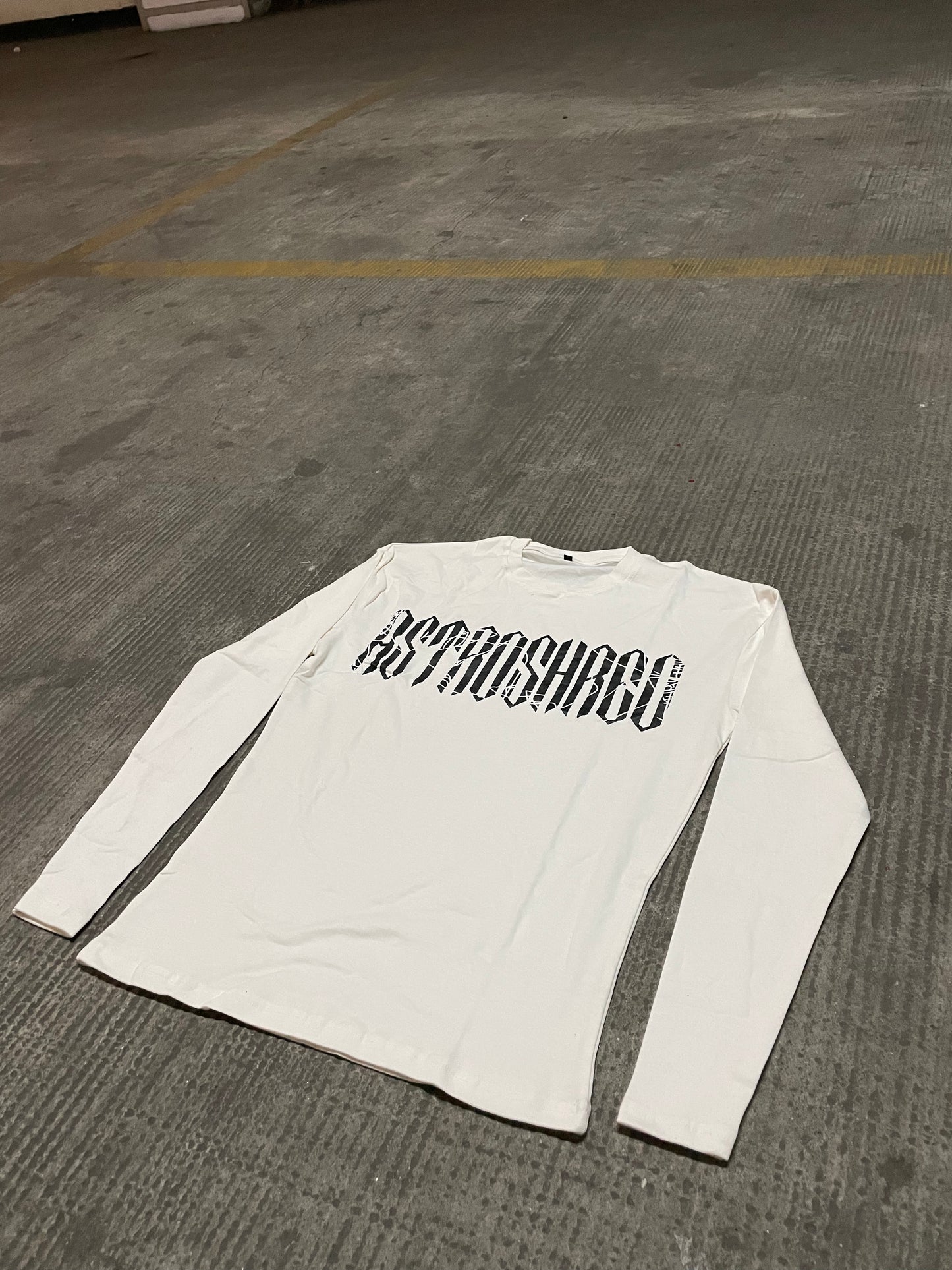 Whiteshift Muscular Fit Long Sleeve T-Shirt